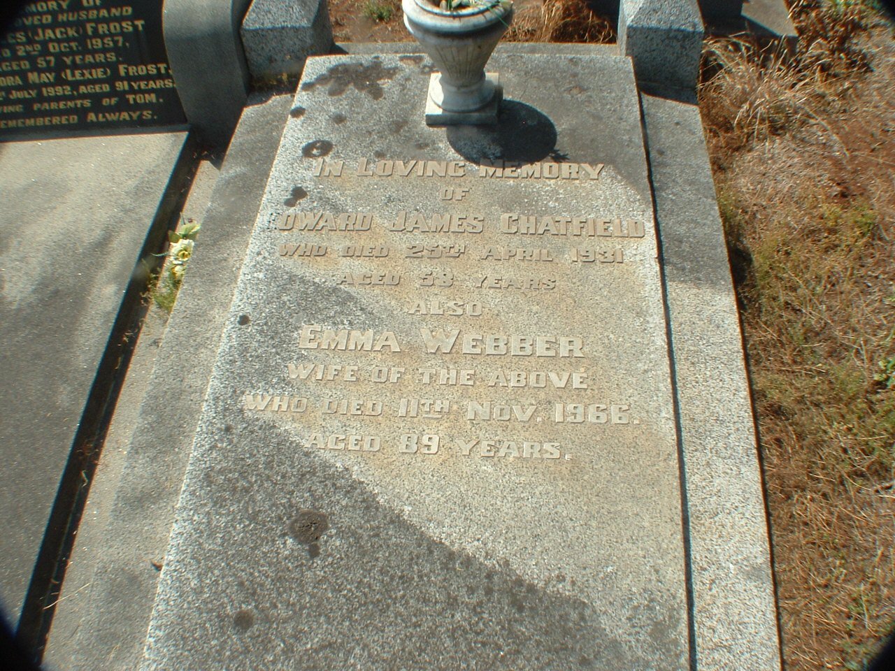 CHATFIELD Edward James 1872-1931 grave 2.jpg